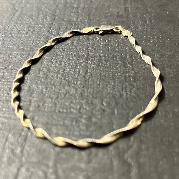 Two-Toned 925 Sterling Silver & Gold Overlay Bracelet Twist - Picture 1 of 7